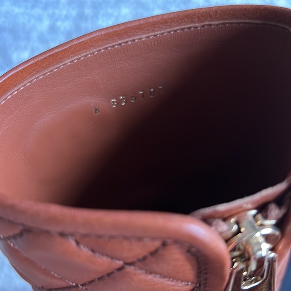 Authentic CHANEL Caramel Leather Boots ~Wore once - Picture 10 of 11